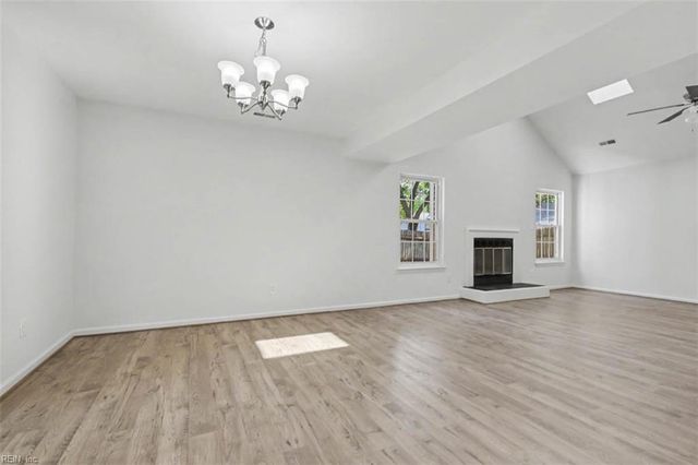 162 Hidden Lake PL, Newport News, VA 23602