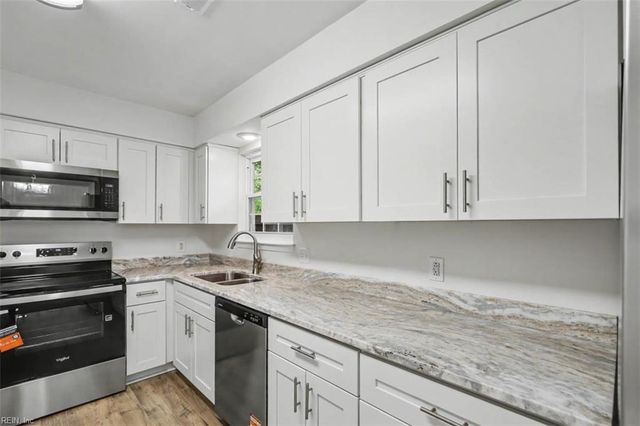 162 Hidden Lake PL, Newport News, VA 23602