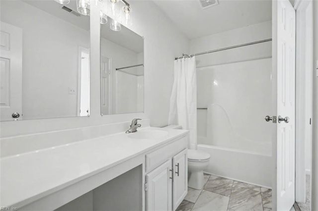 162 Hidden Lake PL, Newport News, VA 23602