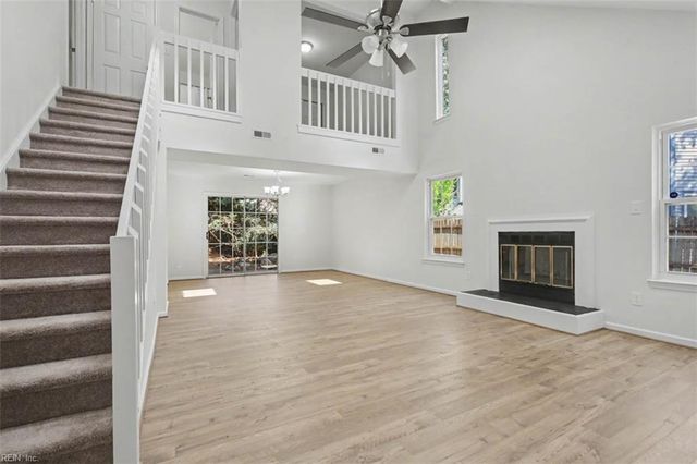 162 Hidden Lake PL, Newport News, VA 23602