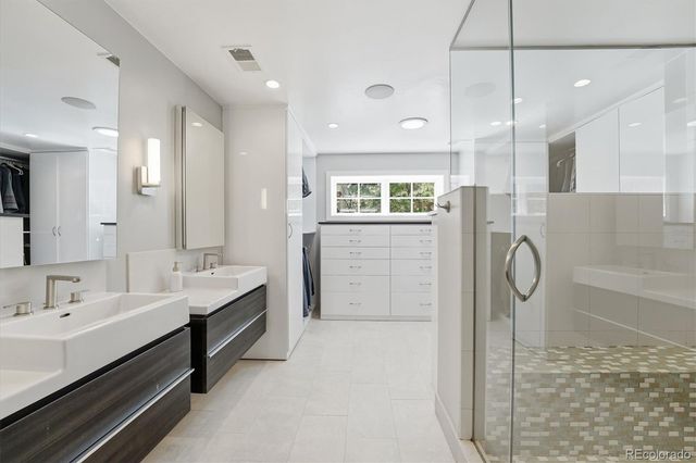 5420 Lakeshore Drive, Littleton, CO 80123