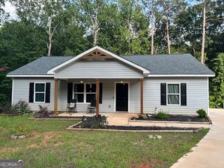 112 El Prado Circle, Thomaston, GA 30286
