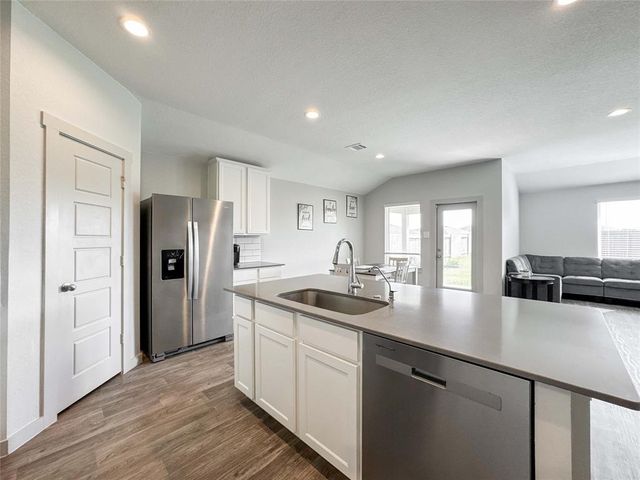 7722 Suffolk Valley Lane, Rosharon, TX 77583