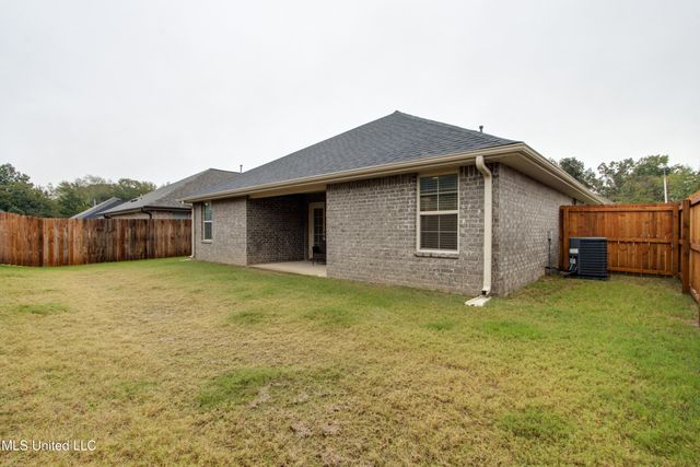 7826 Ferndale Drive, Olive Branch, MS 38654