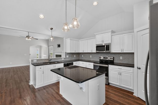 7142 Hanford Drive, Aiken, SC 29803