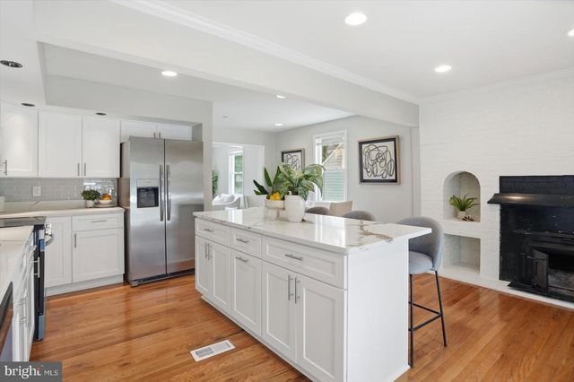 74 NORTHWOOD DR, Lutherville Timonium, MD 21093