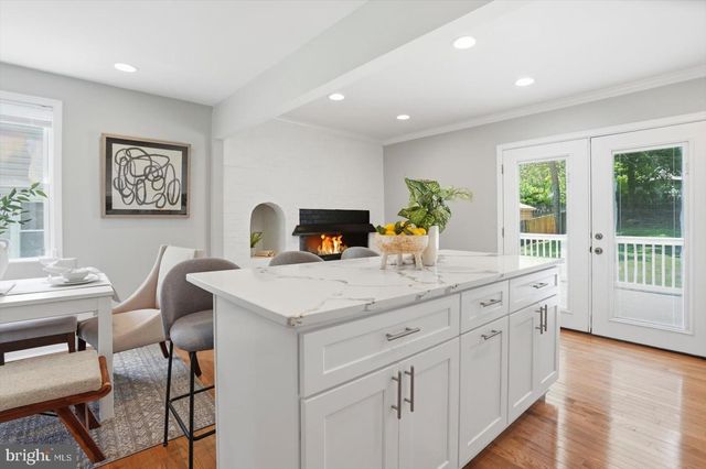 74 NORTHWOOD DR, Lutherville Timonium, MD 21093