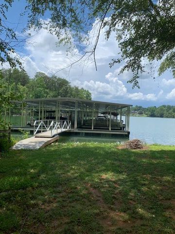 2279 Hy Top Road, Young Harris, GA 30582