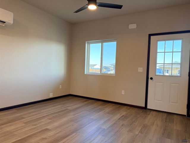 5620 CRYSTALLINE HILLS DR, Rapid City, SD 57703