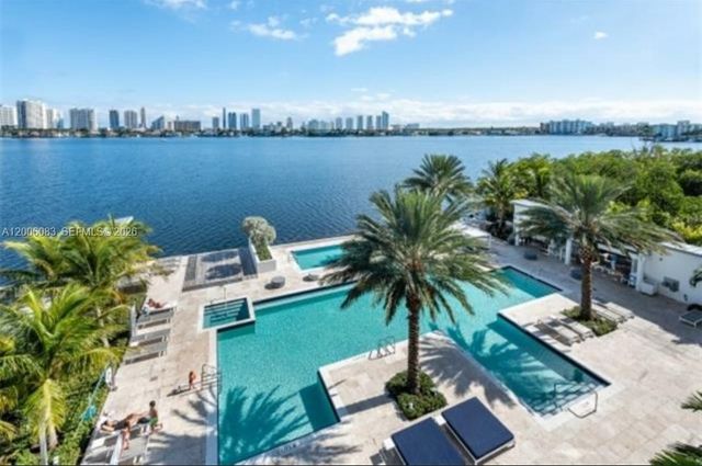 17111 Biscayne Blvd 909, North Miami Beach, FL 33160