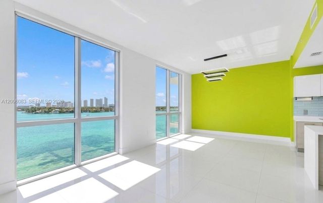 17111 Biscayne Blvd 909, North Miami Beach, FL 33160