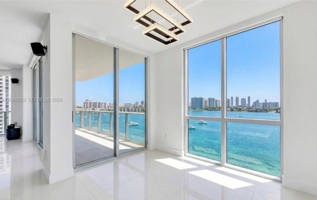 17111 Biscayne Blvd 909, North Miami Beach, FL 33160