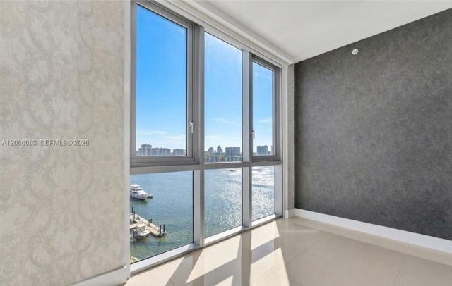 17111 Biscayne Blvd 909, North Miami Beach, FL 33160