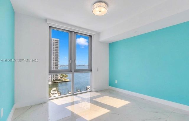 17111 Biscayne Blvd 909, North Miami Beach, FL 33160