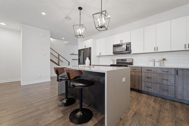 283 Nomo Place, Crown Point, IN 46307