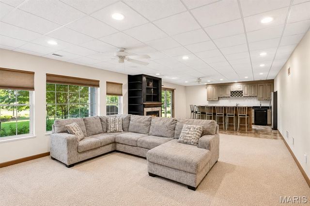 15 Fox Mill Drive, Maryville, IL 62062