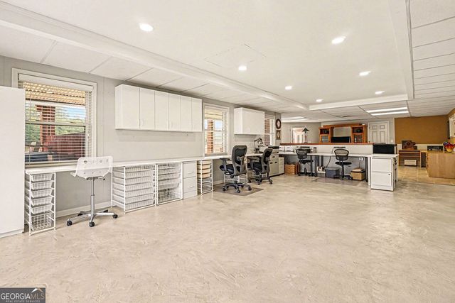 2741 Bonds Lake Road NW, Conyers, GA 30012