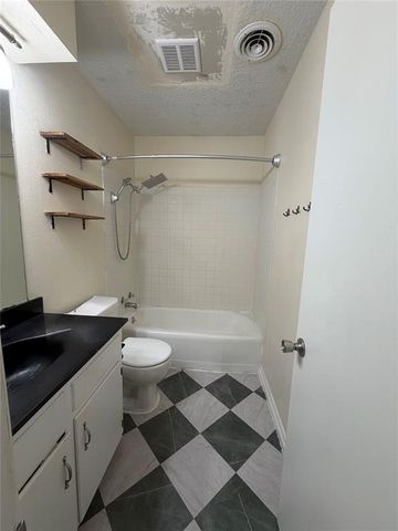 324 Mimosa Drive, Norman, OK 73069