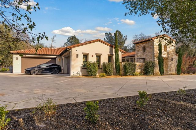 5331 Barton Rd, Loomis, CA 95650