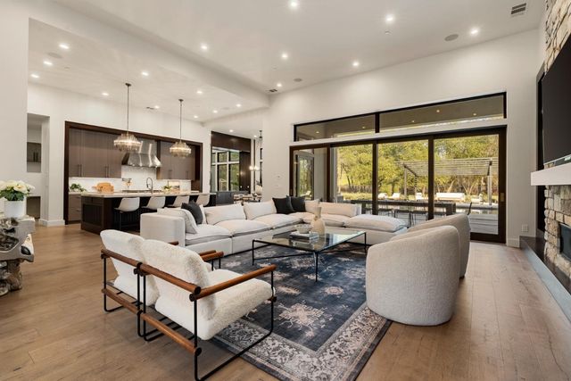 5331 Barton Rd, Loomis, CA 95650