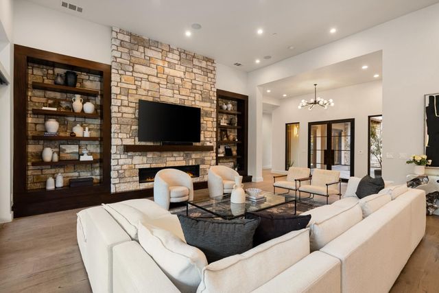 5331 Barton Rd, Loomis, CA 95650