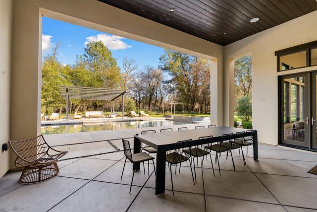 5331 Barton Rd, Loomis, CA 95650