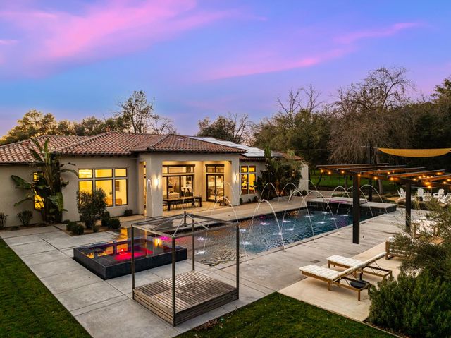 5331 Barton Rd, Loomis, CA 95650