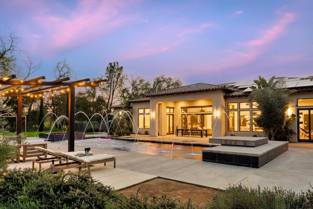 5331 Barton Rd, Loomis, CA 95650