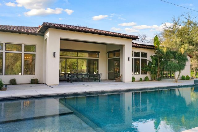 5331 Barton Rd, Loomis, CA 95650