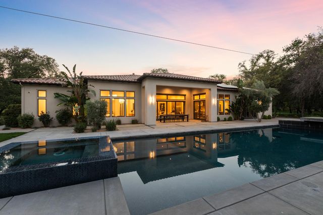 5331 Barton Rd, Loomis, CA 95650