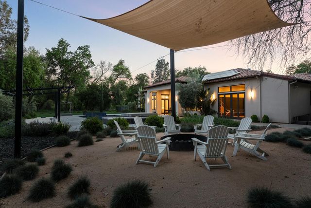 5331 Barton Rd, Loomis, CA 95650