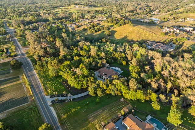 5331 Barton Rd, Loomis, CA 95650