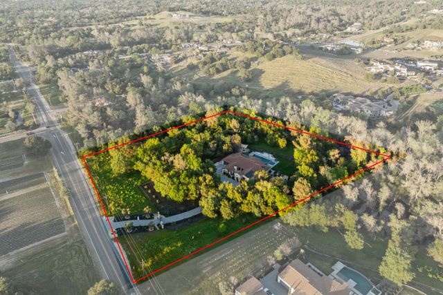 5331 Barton Rd, Loomis, CA 95650