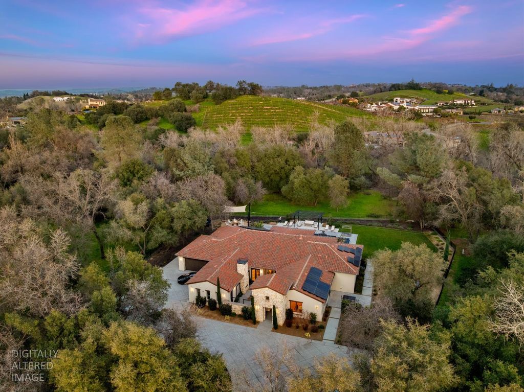 5331 Barton Rd, Loomis, CA 95650