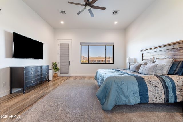 2971 E Coldwater Boulevard, Gilbert, AZ 85298