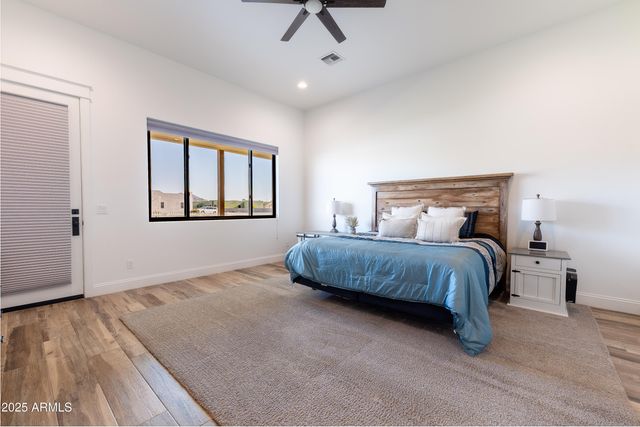 2971 E Coldwater Boulevard, Gilbert, AZ 85298