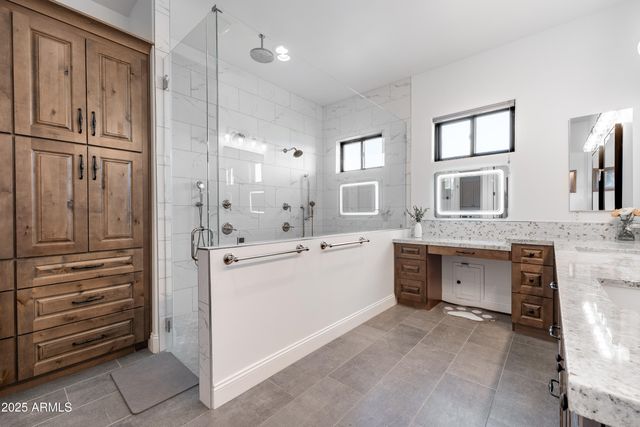 2971 E Coldwater Boulevard, Gilbert, AZ 85298