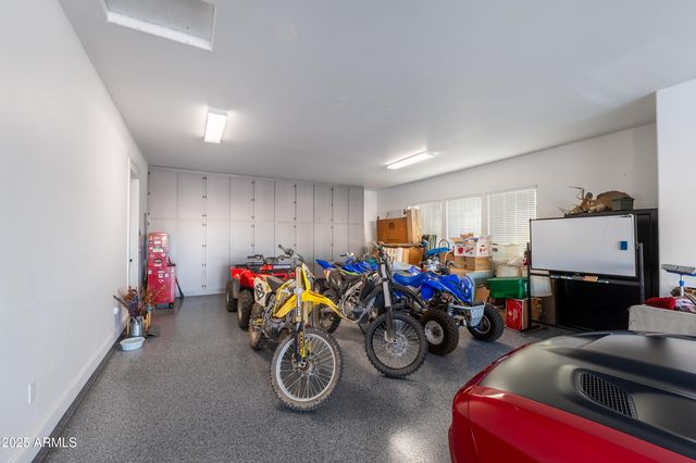 2971 E Coldwater Boulevard, Gilbert, AZ 85298