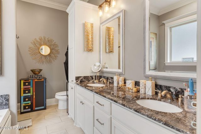 303 Summerland Key Lane, Lafayette, LA 70508