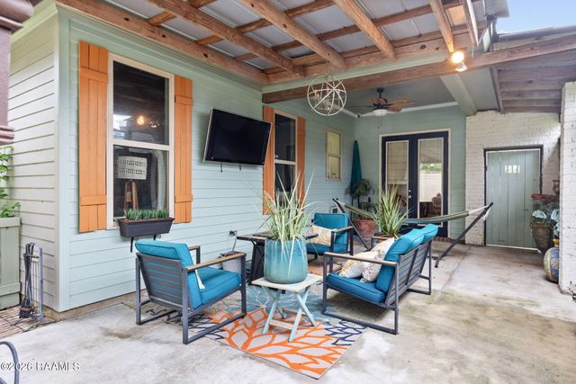 303 Summerland Key Lane, Lafayette, LA 70508