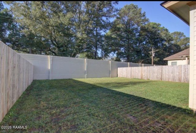 303 Summerland Key Lane, Lafayette, LA 70508