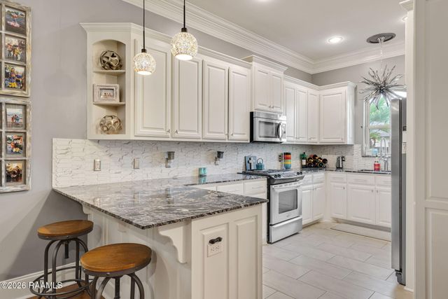 303 Summerland Key Lane, Lafayette, LA 70508