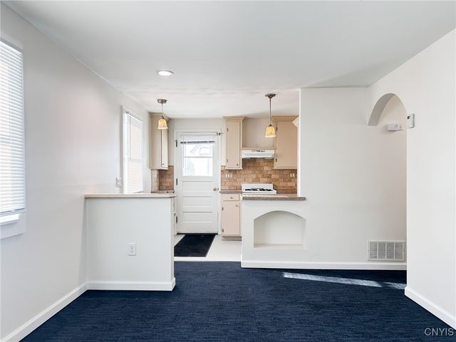 202 Westwood Avenue, Salina, NY 13211