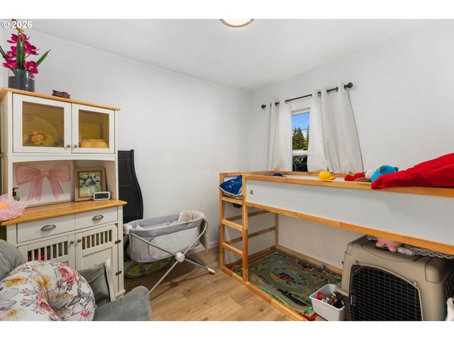 803 PACIFIC Ave, Kelso, WA 98626