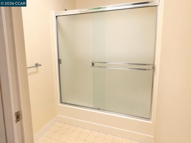 1070 Mohr Ln 1, Concord, CA 94518