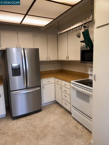 1070 Mohr Ln 1, Concord, CA 94518