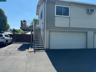 1070 Mohr Ln 1, Concord, CA 94518