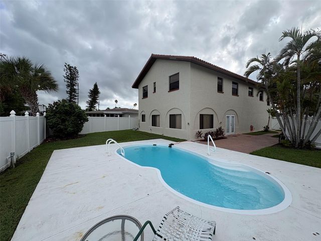 15810 REDINGTON DRIVE, Redington Beach, FL 33708