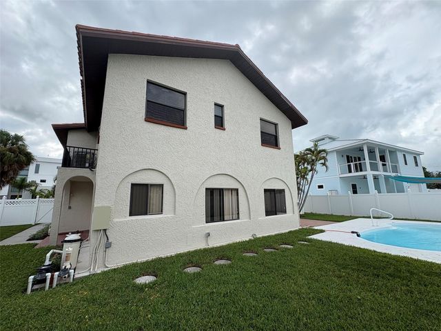 15810 REDINGTON DRIVE, Redington Beach, FL 33708
