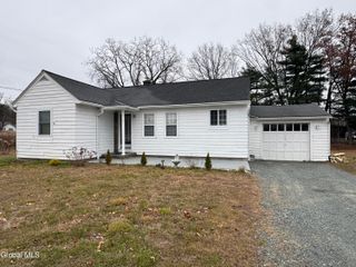 7 Route 236, Halfmoon, NY 12065